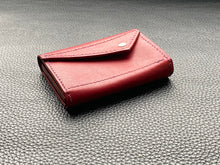 Load image into Gallery viewer, Ladies compact Italian leather purse, small enough to fit in your pocket and big enough to carry your cards and cash every day. Handmade without the use of any machines, meticulously hand stitched using a traditional saddle stitch. This purse is fully customisable in terms of leather, colour, thread and edge finish. www.leathercompositions.com
