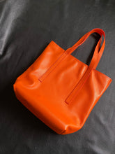 Load image into Gallery viewer, Made to order bespoke leather tote bag, fully handmade in the UK using the finest Italian leathers and meticulously hand stitched to provide heirloom quality products to last a lifetime. Fully customisable to make our bags truly unique to our customers.www.leathercompositions.com
