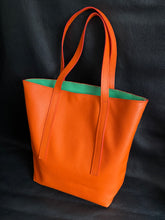 Load image into Gallery viewer, Made to order bespoke leather tote bag, fully handmade in the UK using the finest Italian leathers and meticulously hand stitched to provide heirloom quality products to last a lifetime. Fully customisable to make our bags truly unique to our customers.www.leathercompositions.com
